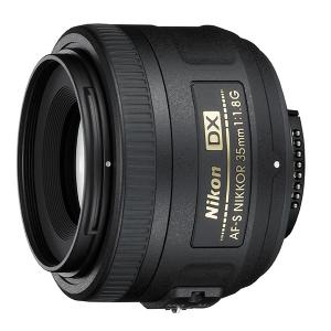  	  لنز نیکون Nikon 35mm f/1.8G DX AF-S 
