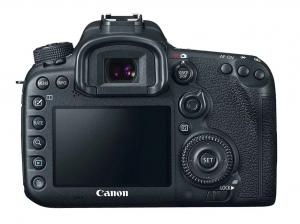  دوربین حرفه ای کانن Canon EOS 7D Mark II 18-135  