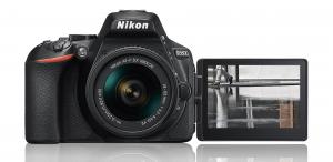  دوربین عکاسی نیکون  Nikon D5600 kit 18-140  