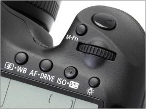  دوربین حرفه ای فول فریم کانن Canon EOS 5D Mark III  