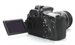  دوربین حرفه ای کانن Canon EOS 60D + 18-200 IS  
