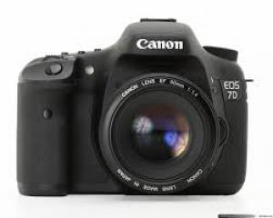  دوربین حرفه ای کانن Canon SLR 7D ( بدنه )  