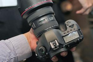  دوربین حرفه ای کانن Canon EOS 5DS R  