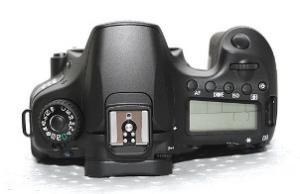  	 دوربین حرفه ای کانن Canon EOS 60D Body ( بدنه )  
